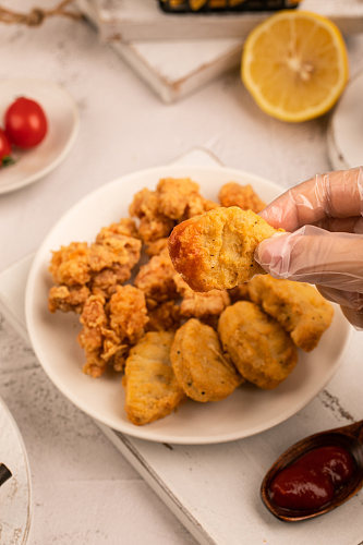 酥脆炸鸡油炸食品美食摄影图片