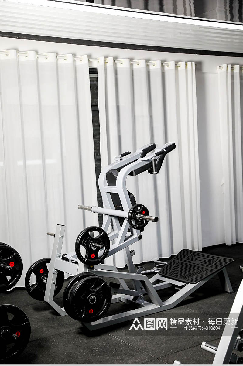 健身房锻炼器械深蹲机摄影图片素材