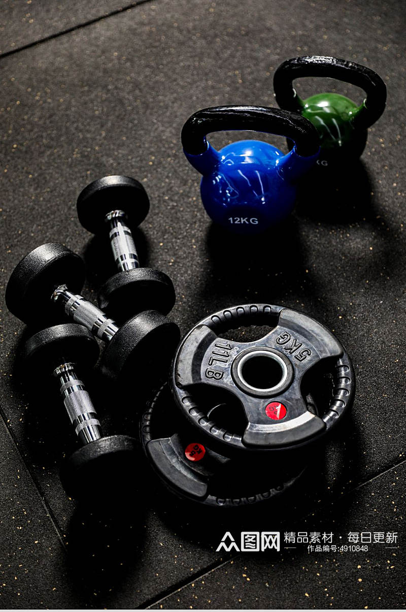 健身房锻炼器械哑铃架举重哑铃摄影图片素材
