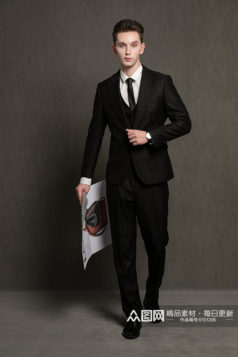 黑色西装职场帅气时髦外国男生人物摄影图素材