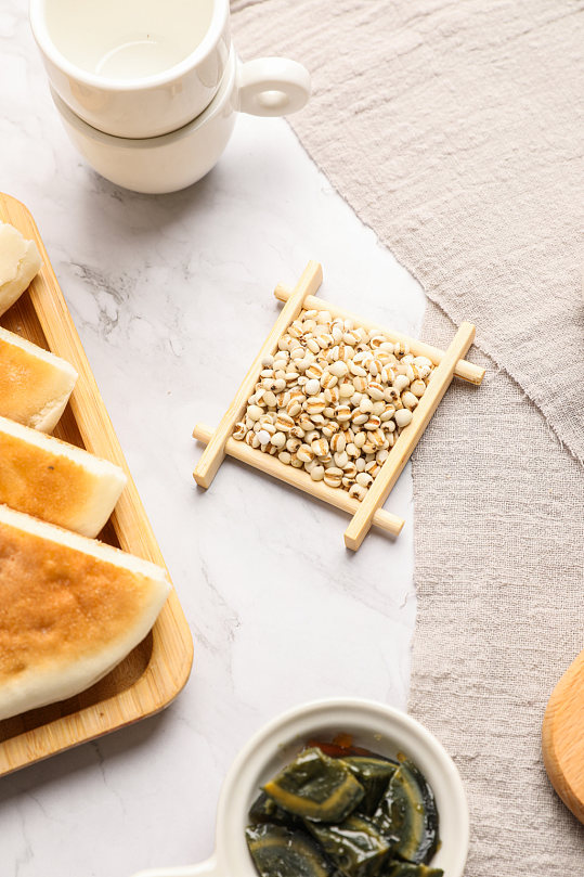 中式早餐配料粥类美食摄影图片
