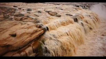 黄河壶口瀑布波涛汹涌实拍-众图网