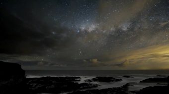 唯美夜景动态星空宇宙视频-众图网