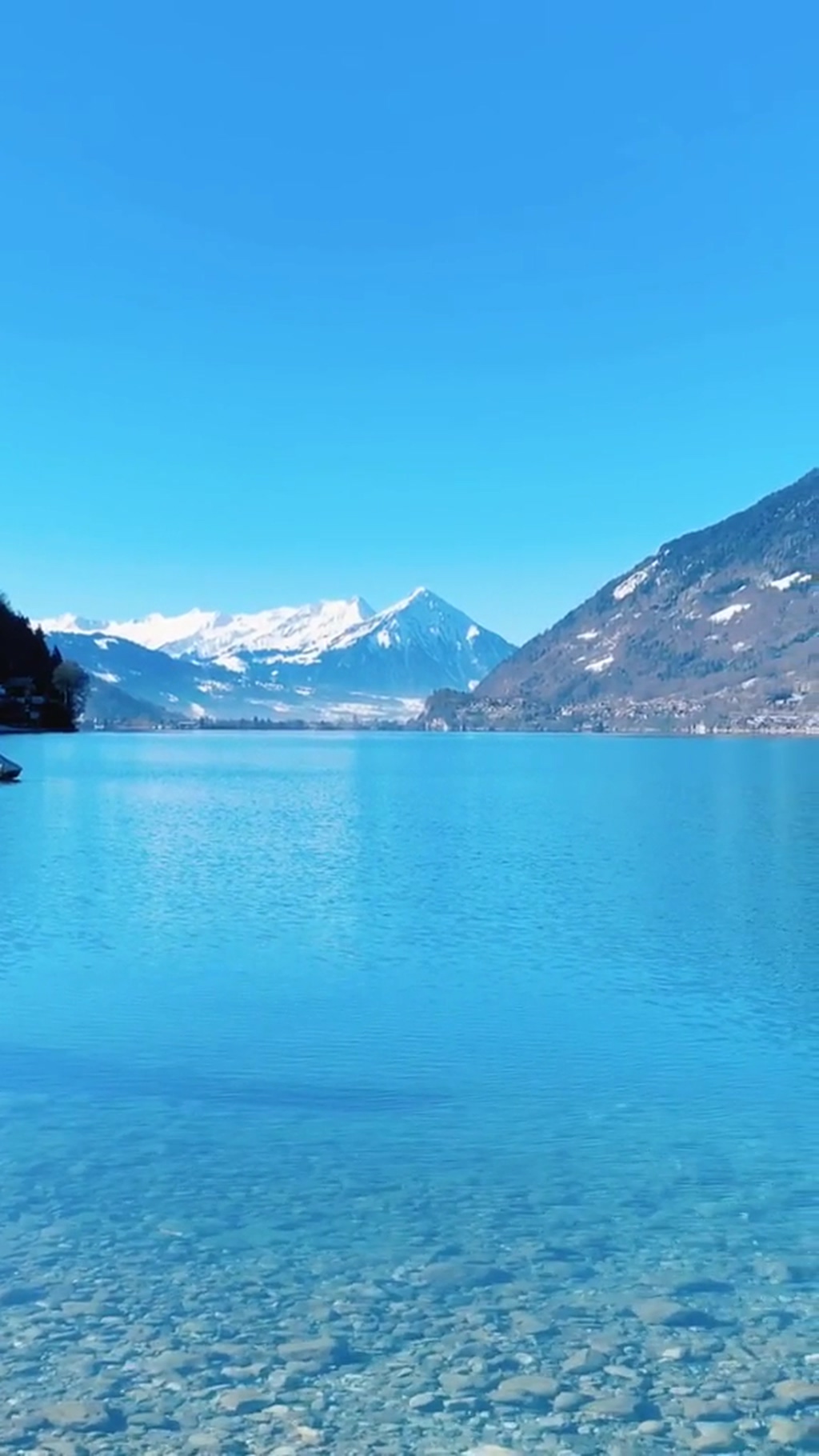 蓝天白云湖泊大自然风光风景自媒体实拍
