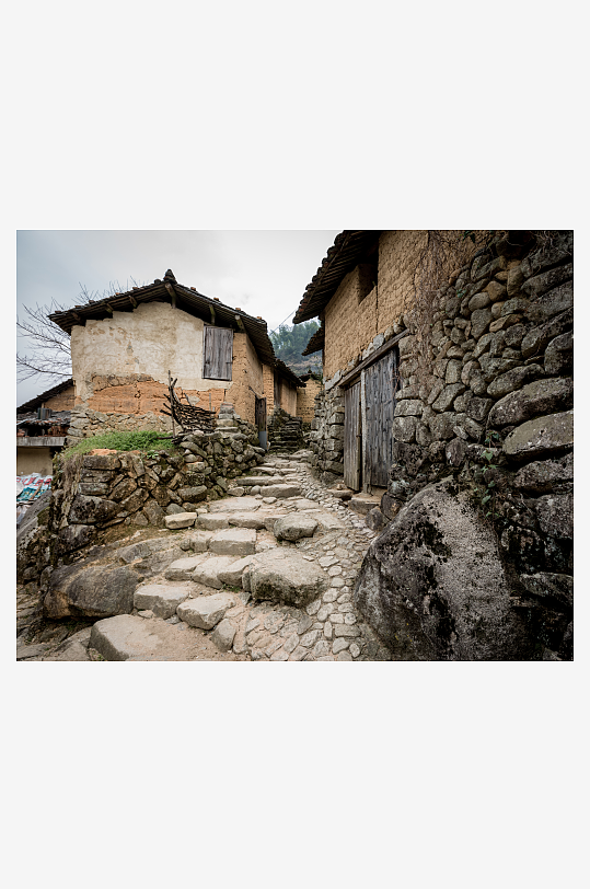 古老的山村土屋建筑