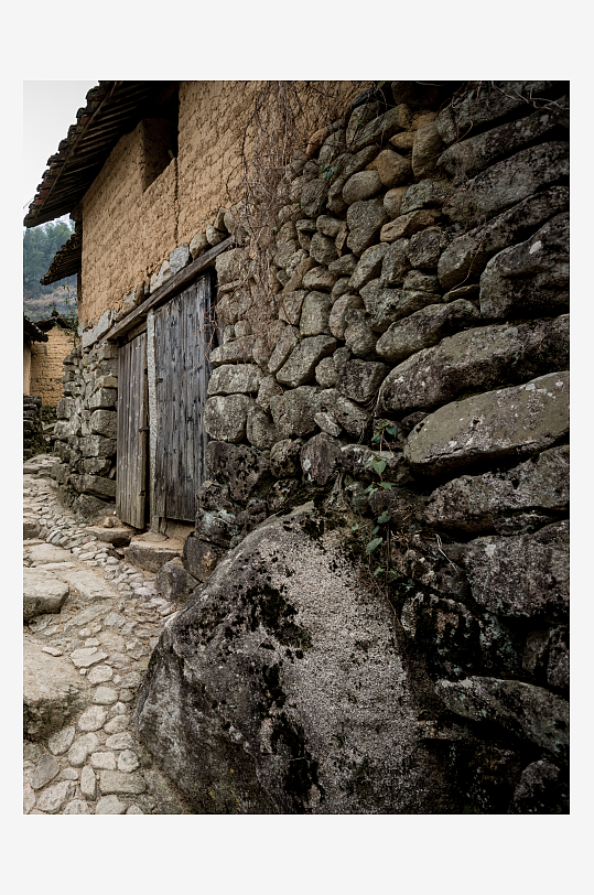 古老的山村土屋建筑
