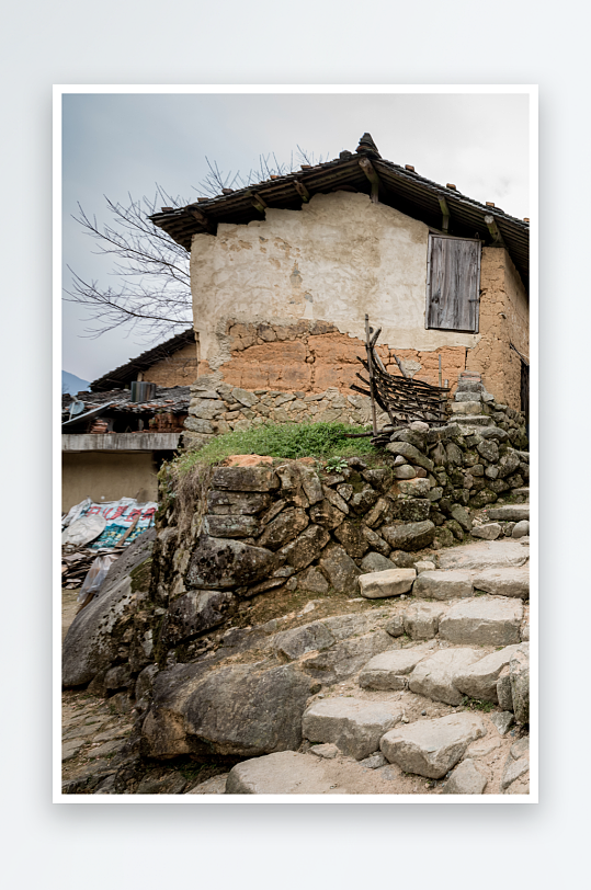 古老的山村土屋建筑