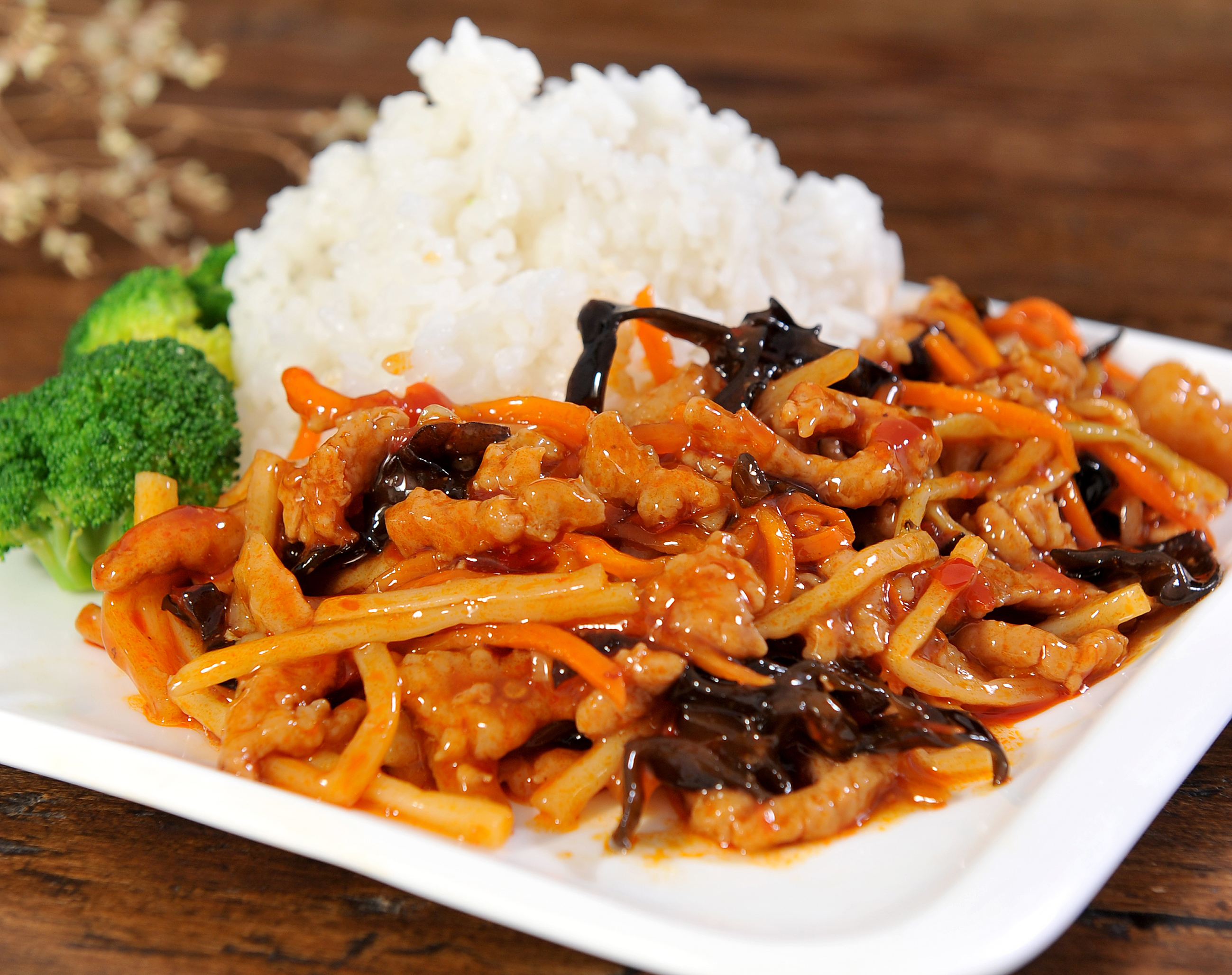 鱼香肉丝盖浇饭图片素材素材
