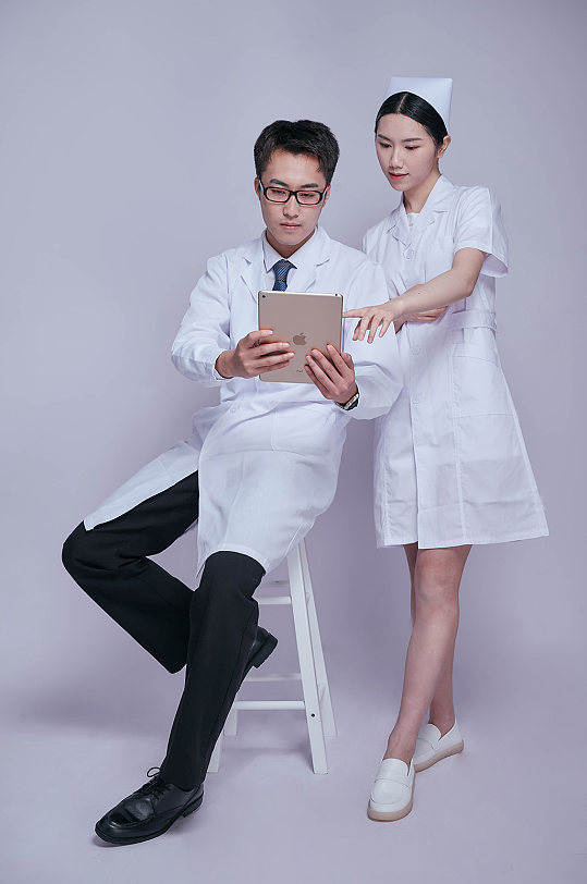 医生护士组合医务人员人物摄影图片