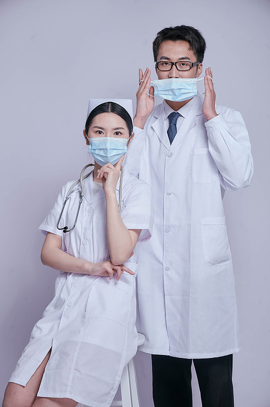 医生护士组合医务人员人物摄影图片戴口罩