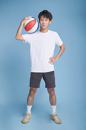 体育运动打篮球男生健身人物摄影图精修