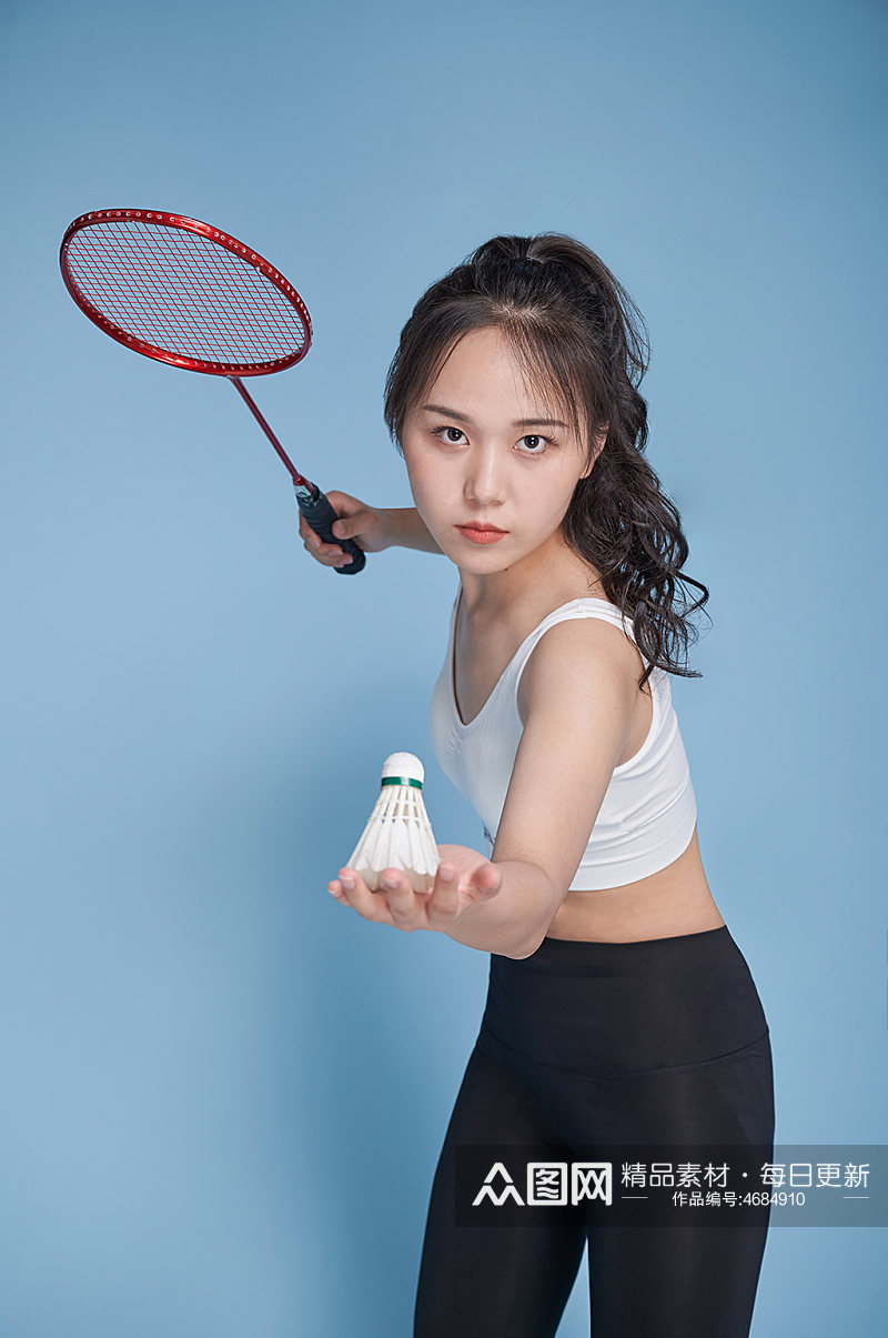 体育运动女生打羽毛球健身人物摄影图精修素材
