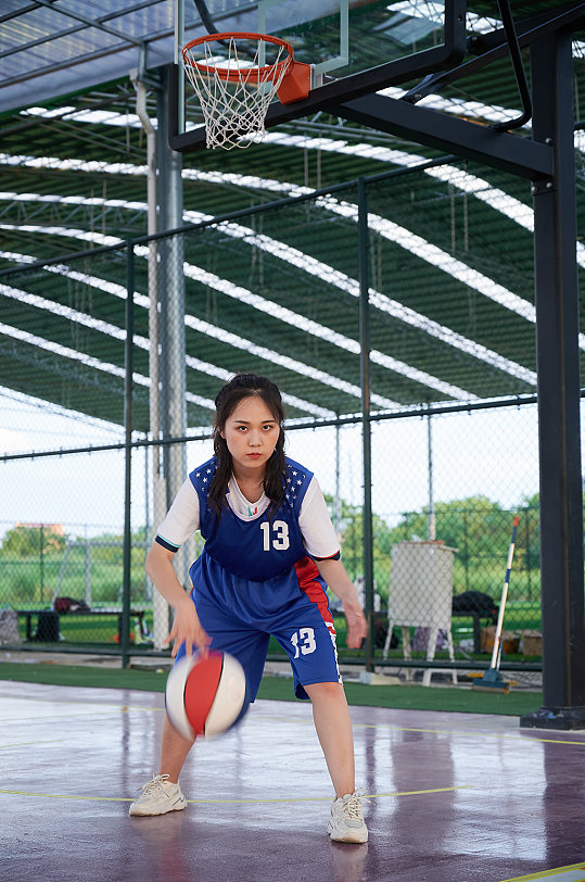 体育运动女生篮球女篮健身人物摄影图立即下载体育运动女生篮球女篮