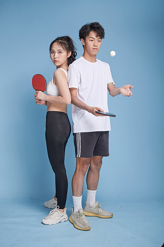 体育运动男生乒乓球男女健身人物摄影图