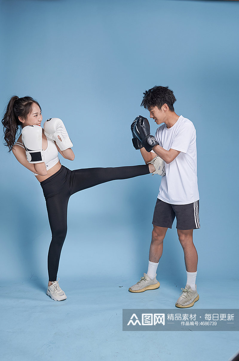 体育运动男女打拳击健身人物摄影图素材