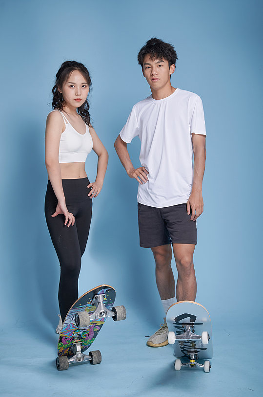 体育运动街头滑板健身人物摄影图