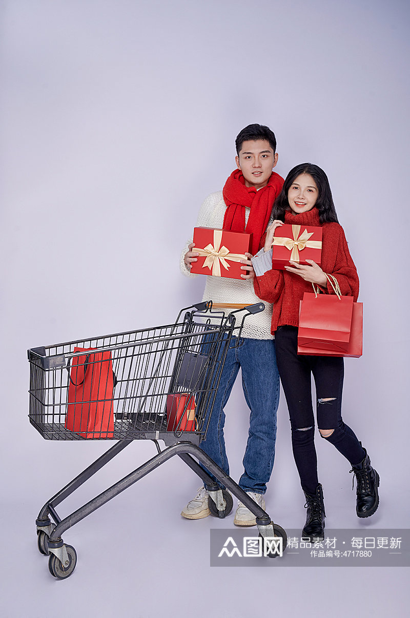 冬季购物车新年圣诞节情侣人物摄影图片精修素材