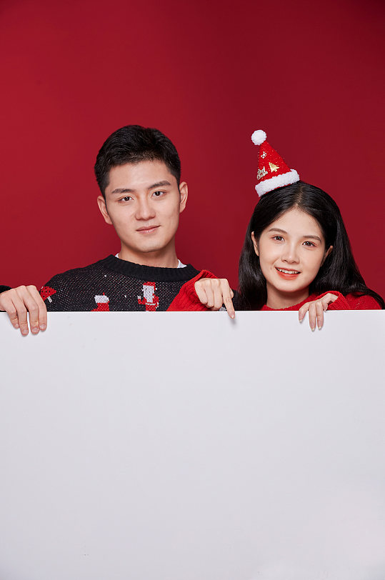 爬烟囱新年圣诞节情侣人物摄影图片精修-众图网