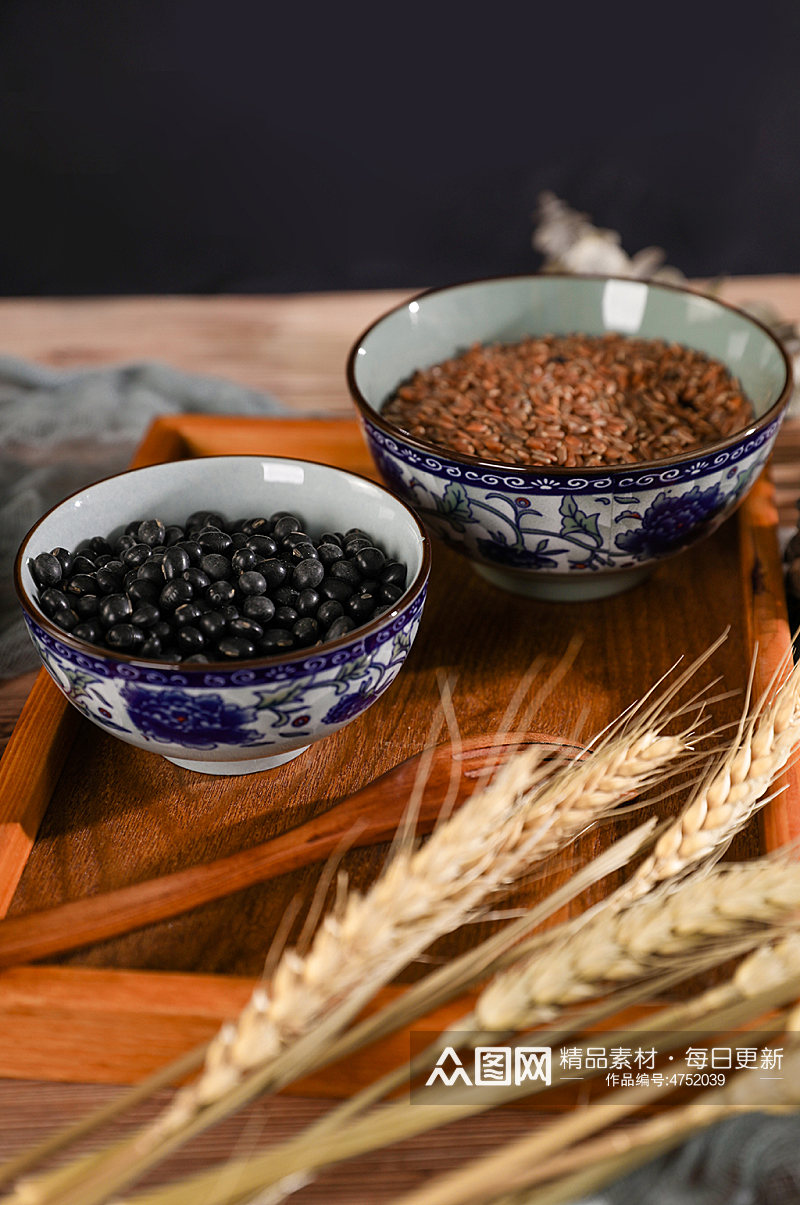 黑豆红米健康杂粮粥营养五谷杂粮摄影图片素材