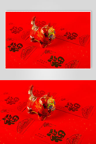 新年微距小人红包春节物品元素摄影图片