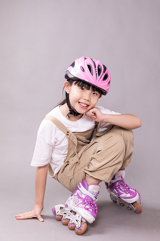 可爱女孩轮滑运动人物摄影图片