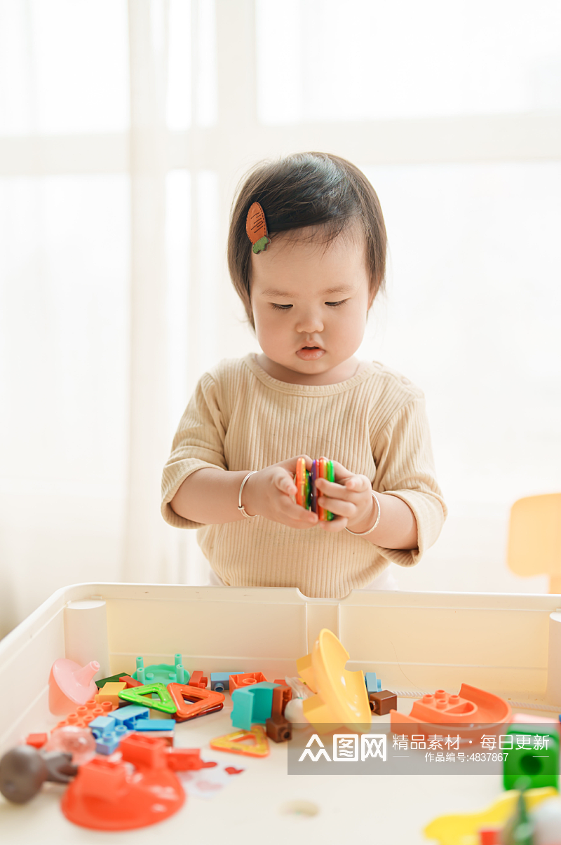 玩具婴幼儿早教人物摄影图片素材