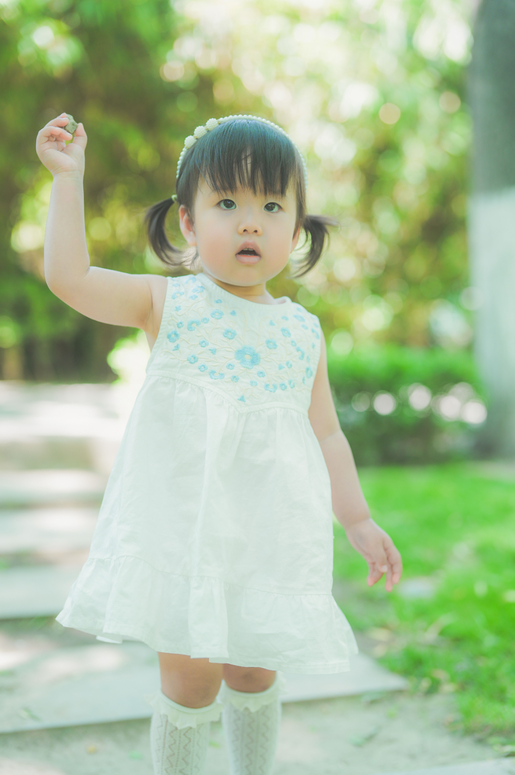 夏日小朋友服装穿搭摄影图素材
