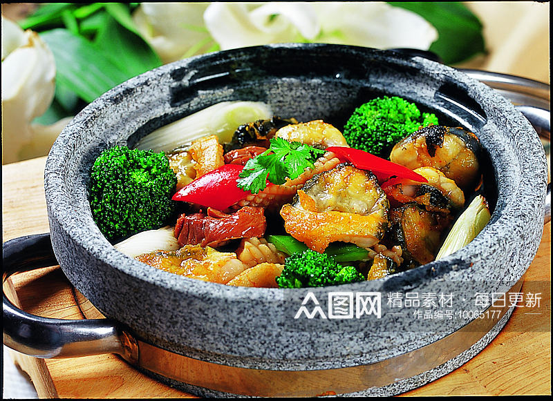 石锅鸡胗烧鳗鱼元例美食高清摄影图素材