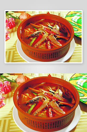 面疙瘩煮鲜鱼元份美食高清摄影图