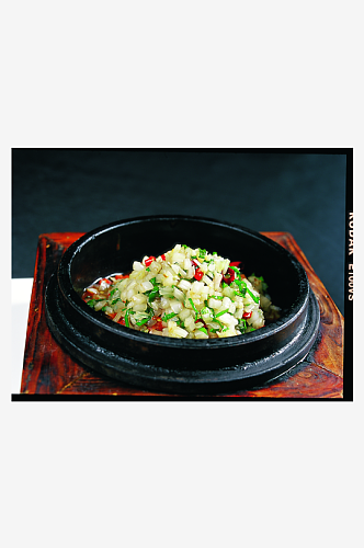 石锅捞菜排骨美食高清摄影图