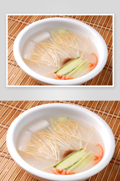金汁野菌汤老火炖汤摄影图