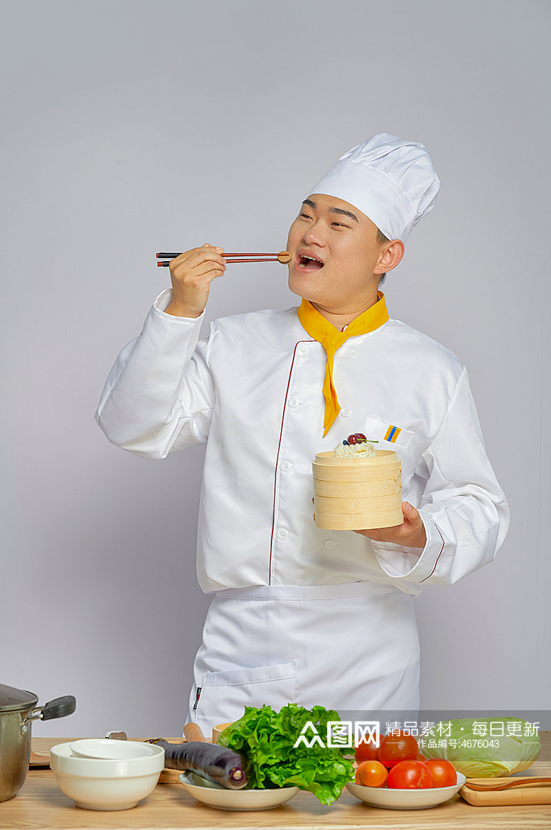 餐饮厨师传统美食人物摄影拿蒸笼图片素材