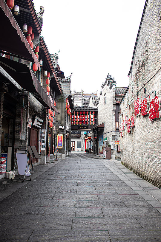 中式角楼传统小巷走廊风景摄影图素材
