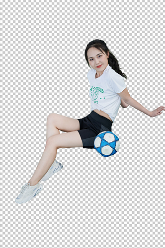 坐着踢足球女孩体育人物摄影免抠PNG图