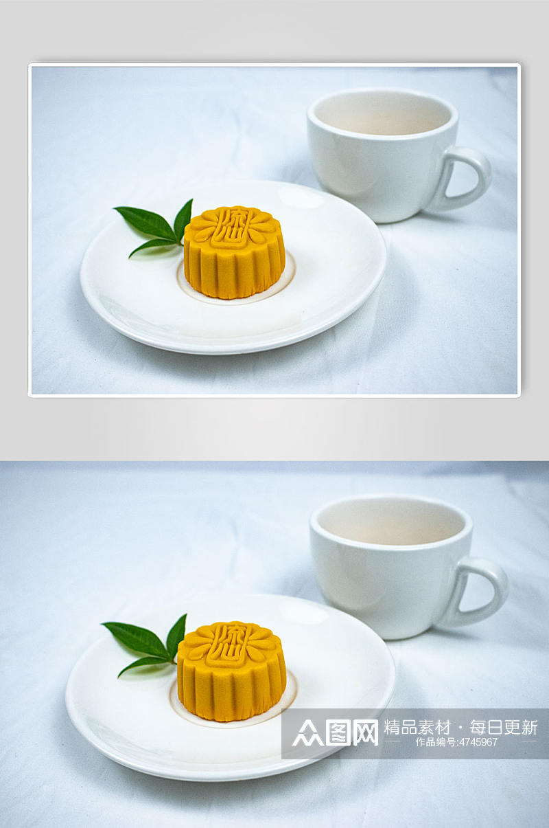 中秋节流心月饼茶杯美食摄影图片素材