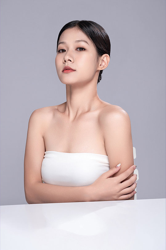 女性美肤彩妆美妆微整高级感人物摄影图片-众图网