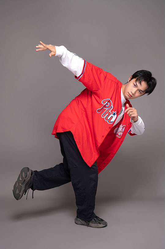 潮流breaking街舞男孩动作摄影图片-众图网