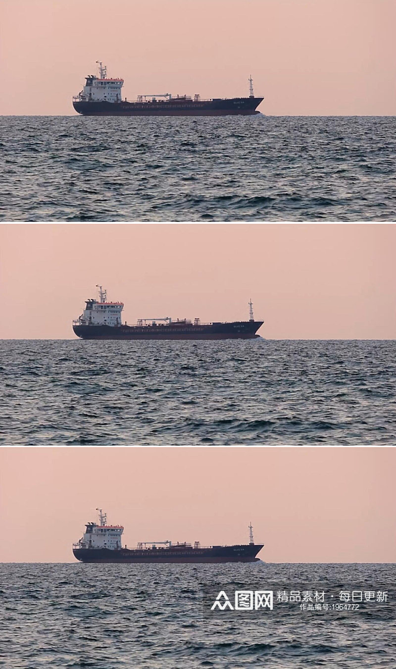 实拍一艘邮轮在海上航行视频素材素材