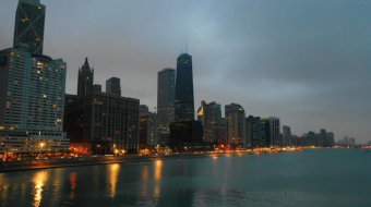 傍晚实拍城市滨江边夜景动态 风景视频-众图网