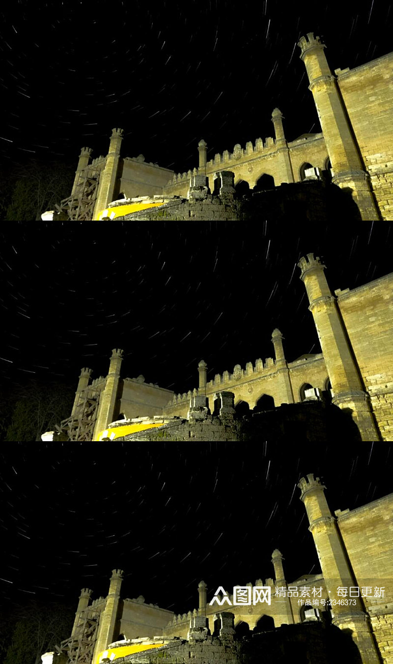 夜晚城堡上空的星空实拍视频素材