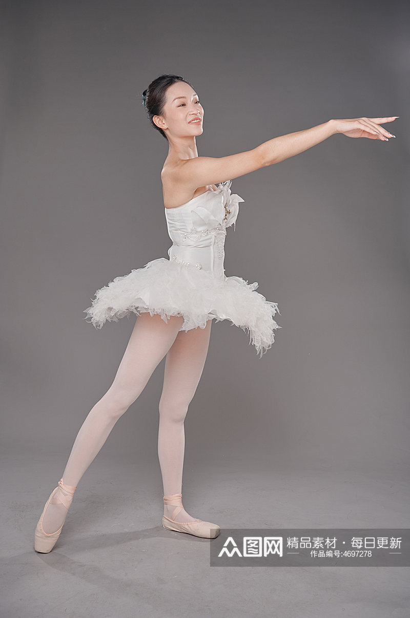 白色芭蕾舞裙芭蕾舞跳舞舞蹈人物摄影图片素材