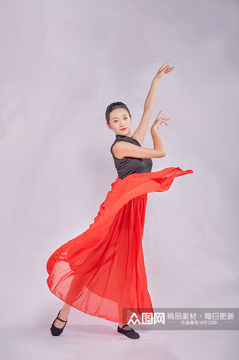 现代舞蹈跳舞人物精修摄影图片素材