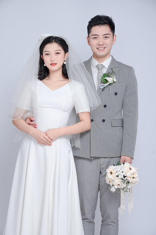 球新郎新娘婚礼男女人物精修摄影图-众图网