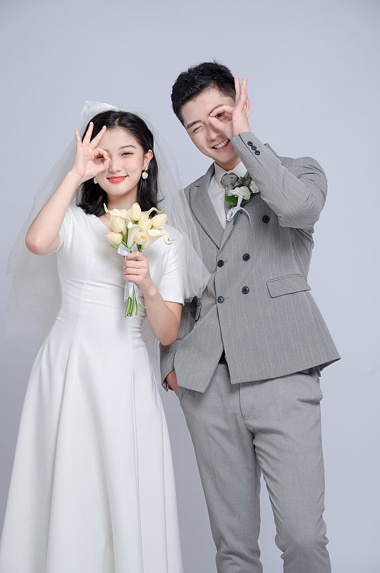 搞怪新郎新娘婚礼人物精修摄影图-众图网