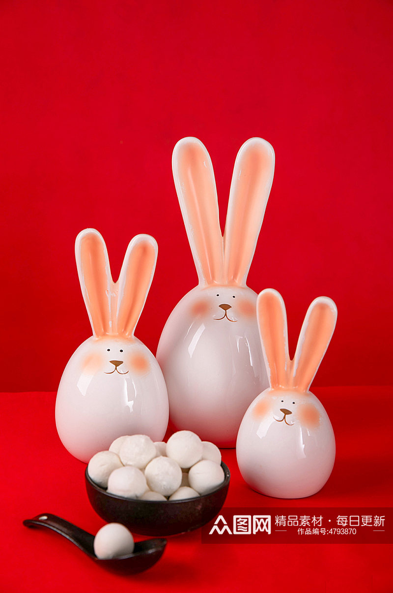 中式新年兔年兔子瓷器汤圆元宵节摄影图素材