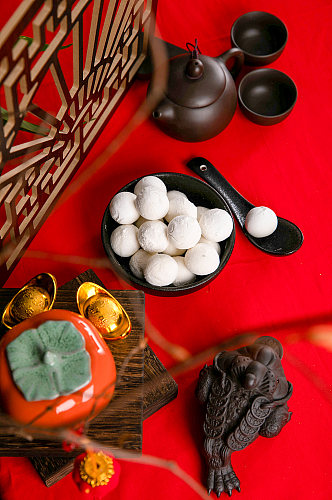 中式新年茶壶汤圆新年元宵节摄影图片