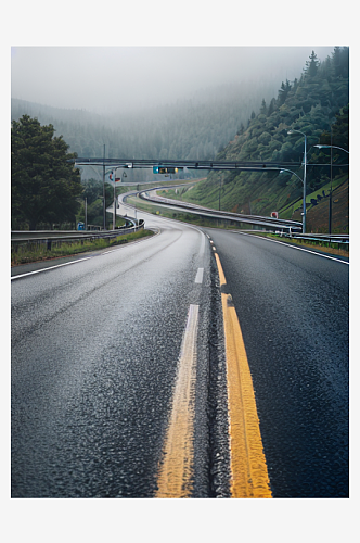 精致美丽下雨道路自然风景图片