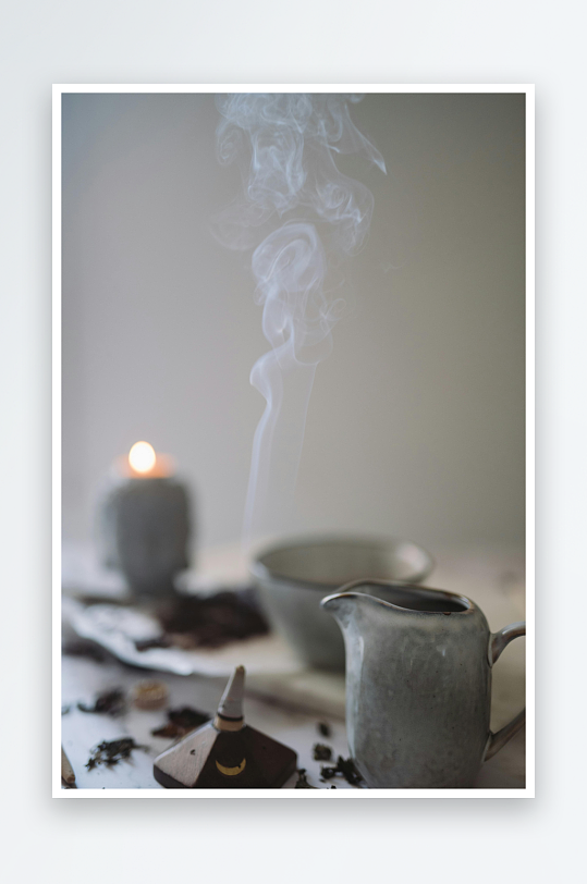 香炉袅袅青烟静谧氛围-众图网