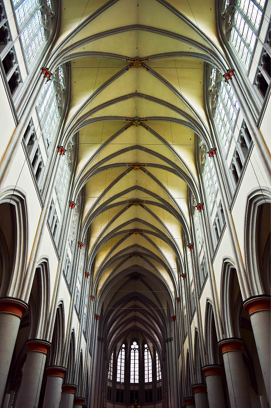 欧洲华丽教堂建筑摄影图