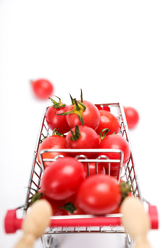 手推购物车圣女果小番茄水果物品摄影图片